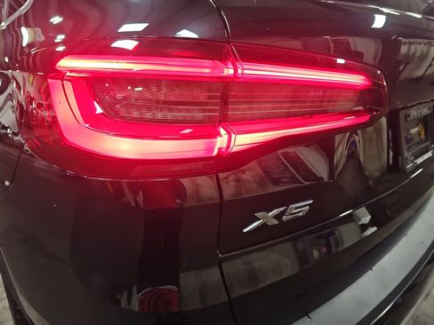 Used 2021 BMW X5 xDrive40i w/ Premium Package AWD/4WD image 36