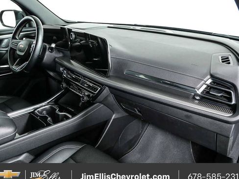 Certified 2025 Chevrolet Traverse LT AWD/4WD image 21