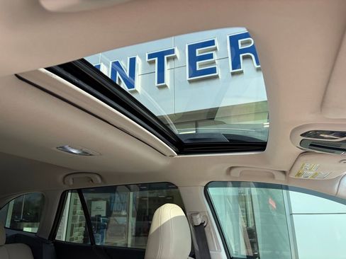 Used 2022 Subaru Outback Limited w/ Popular Package #2 AWD/4WD image 28