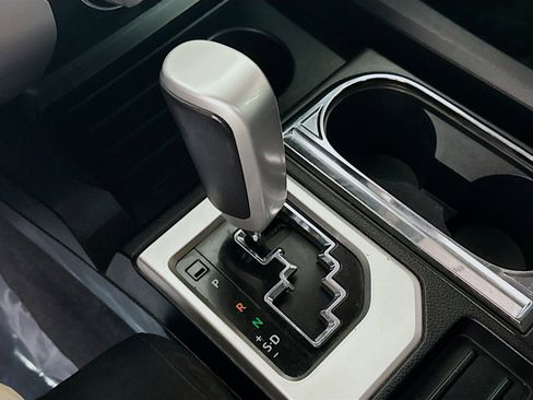 Used 2017 Toyota Tundra SR5 w/ SR5 Upgrade Package image 20