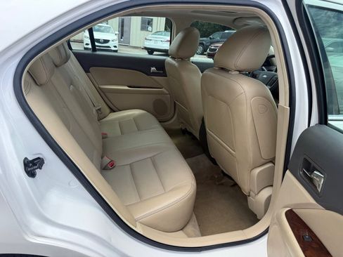 Used 2010 Ford Fusion SEL FWD image 15
