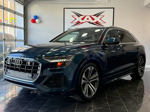 Used 2019 Audi Q8 Prestige AWD/4WD image 2