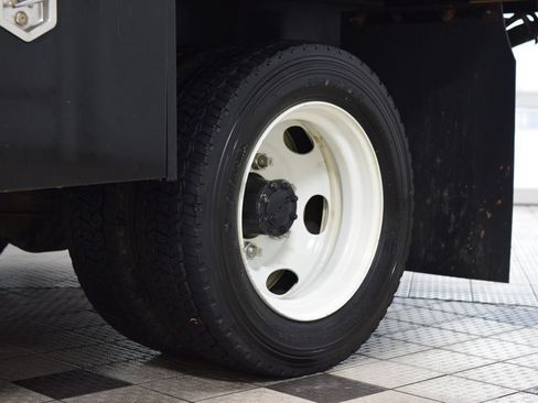 Used 2025 Chevrolet Low Cab Forward 5500XD RWD image 17