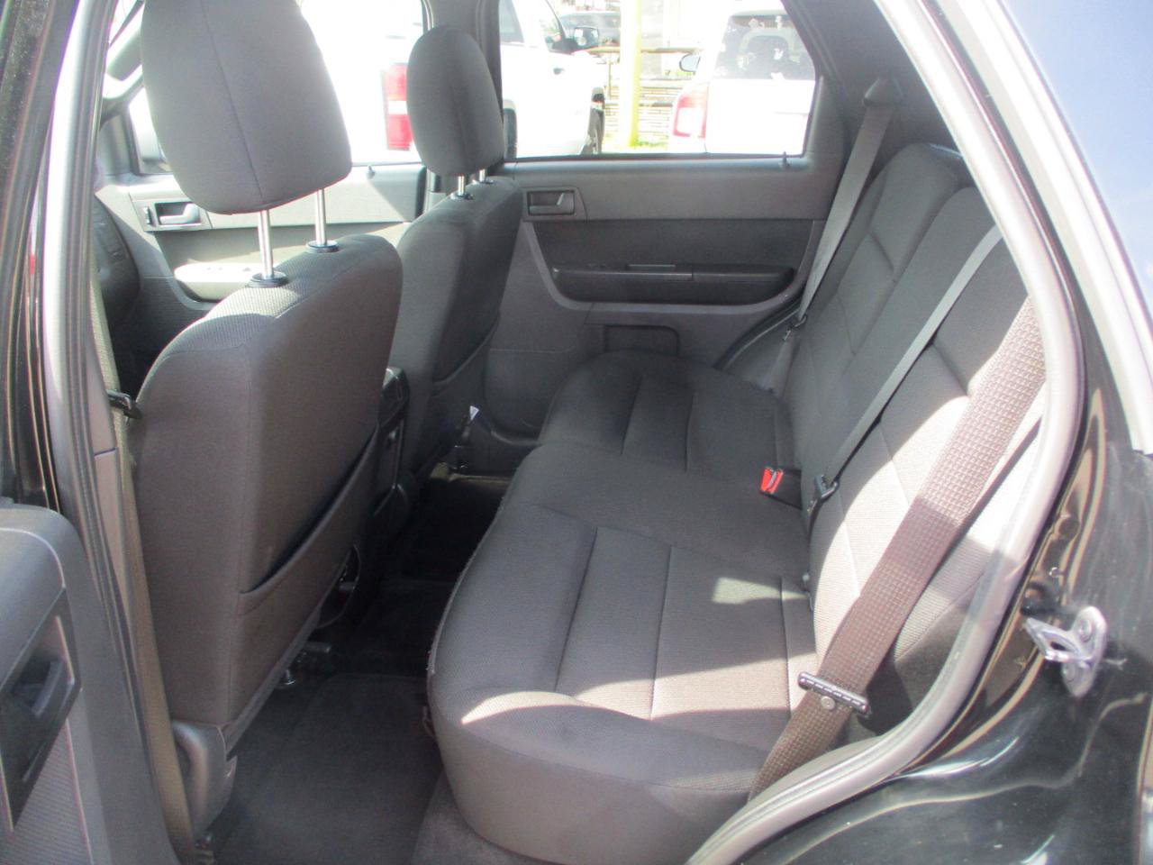 Used 2009 Ford Escape XLT FWD image 10