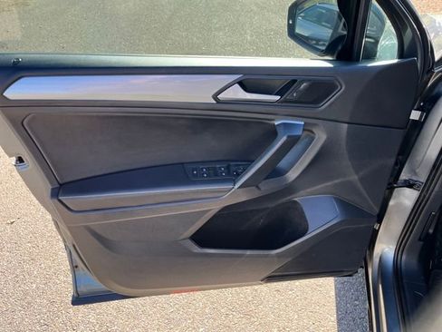 Used 2024 Volkswagen Tiguan S image 5