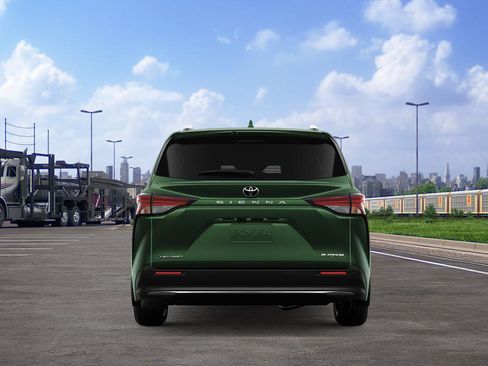 New 2026 Toyota Sienna Platinum image 9