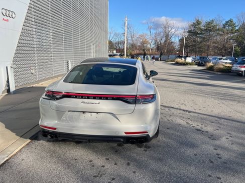 Used 2023 Porsche Panamera 4 Platinum Edition image 29