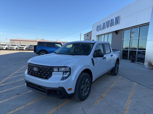 New 2026 Ford Maverick XLT w/ XLT Luxury Package AWD/4WD image 3