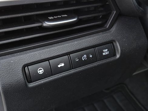 Certified 2023 Nissan Altima 2.5 SV w/ SV Premium Package image 17