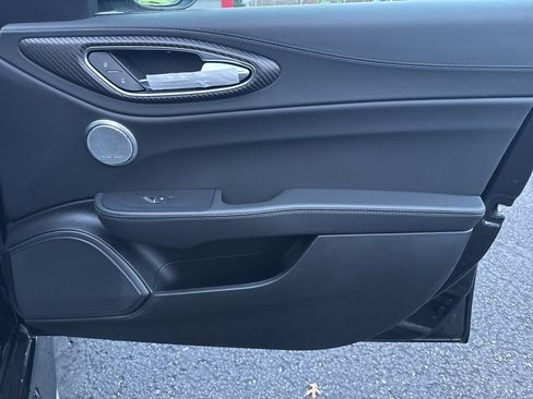 New 2024 Alfa Romeo Giulia Quadrifoglio w/ Active Assist Plus Package image 22