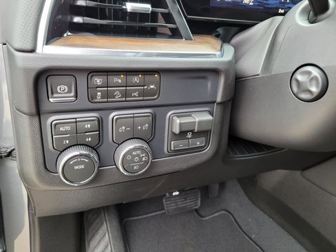 New 2026 Chevrolet Tahoe High Country w/ Sun And Tow Package AWD/4WD image 19