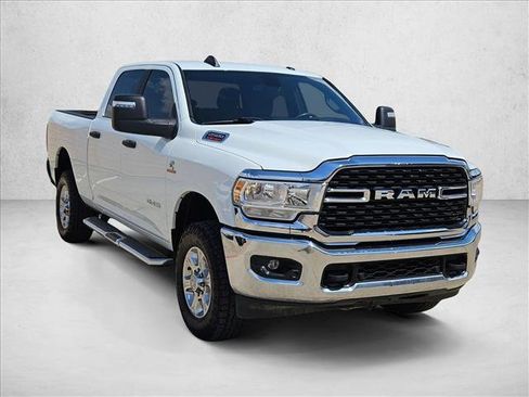 Used 2024 RAM 2500 Big Horn w/ Off Road Package AWD/4WD image 3