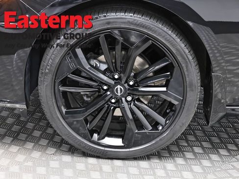 Used 2023 Nissan Altima 2.5 SR w/ SR Premium Package AWD/4WD image 32