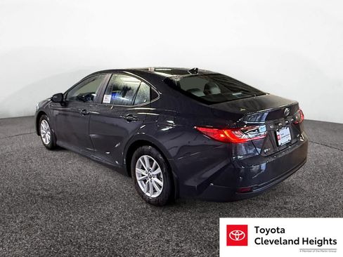 New 2026 Toyota Camry LE w/ Convenience Package FWD image 3