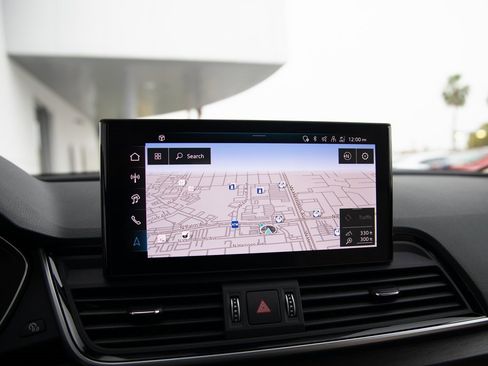 Used 2025 Audi Q5 2.0T Premium Plus image 13