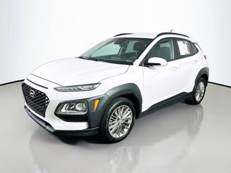 Used 2021 Hyundai Kona SEL video 3