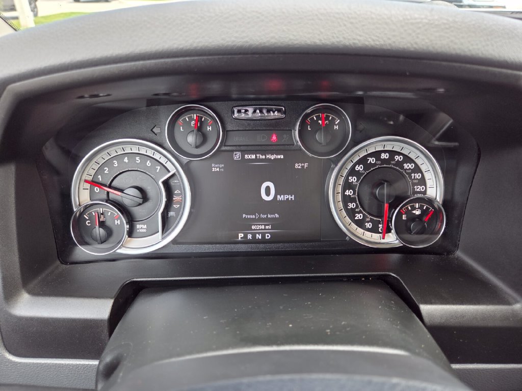 Used 2019 RAM 1500 Big Horn RWD image 32