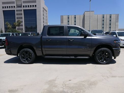 New 2026 RAM 1500 Express AWD/4WD image 2