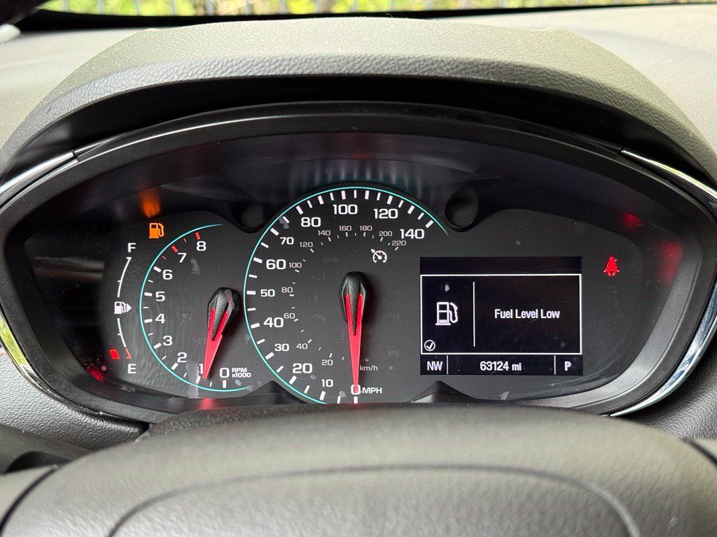 Used 2020 Chevrolet Trax LT w/ Driver Confidence Package FWD image 11