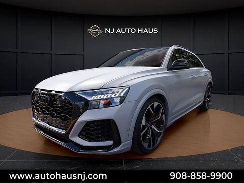 Used 2024 Audi RS Q8 AWD/4WD image 4