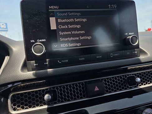 Used 2025 Honda Civic Sport image 9