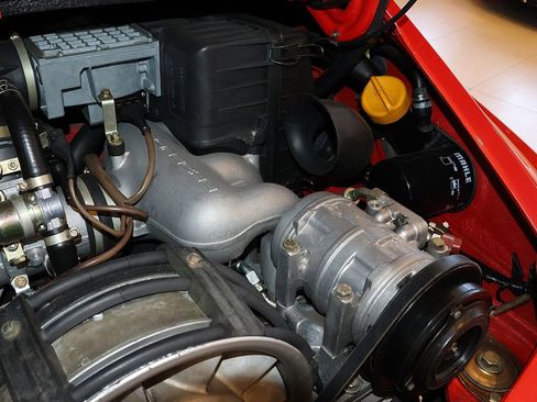 Used 1988 Porsche 911 Carrera image 95