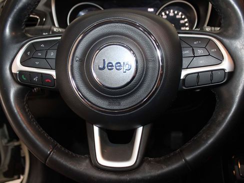 Used 2018 Jeep Compass Altitude w/ Popular Equipment Group FWD image 16