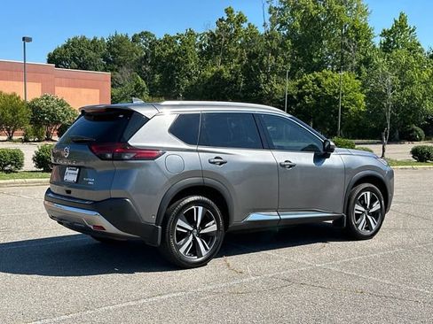 Used 2021 Nissan Rogue Platinum AWD/4WD image 5