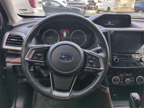 Used 2023 Subaru Forester Touring image 12