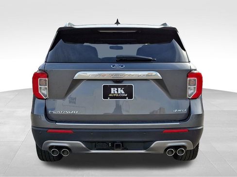 Used 2023 Ford Explorer Platinum w/ Technology Package image 5