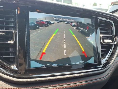Used 2023 Dodge Durango R/T w/ Tow 'N Go Package AWD/4WD image 13