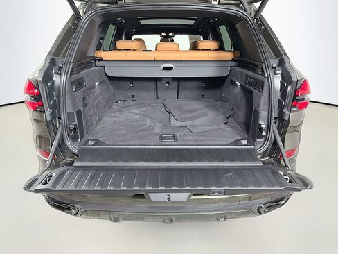Used 2025 BMW X5 sDrive40i w/ M Sport Package RWD image 28