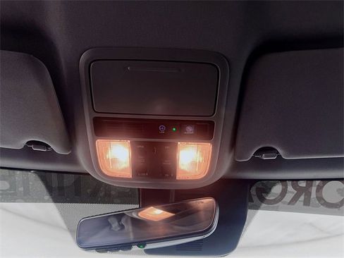 Used 2019 Honda Pilot Touring image 19