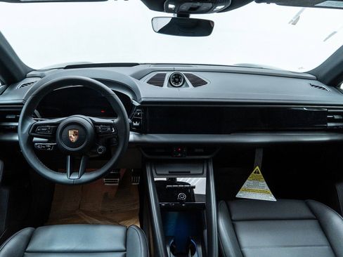 Certified 2025 Porsche Macan 4S Electric image 20