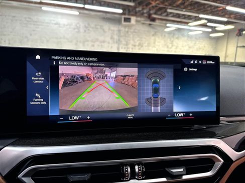 Used 2023 BMW i4 eDrive35 w/ Dynamic Handling Package RWD image 23