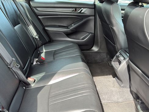 Used 2022 Honda Accord Sport Special Edition image 22