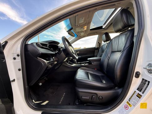 Used 2014 Toyota Avalon XLE Premium image 13