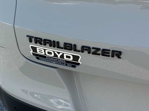 Used 2026 Chevrolet TrailBlazer RS w/ Convenience Package FWD image 31