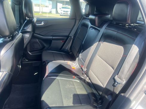 Used 2024 Ford Escape ST-Line image 31