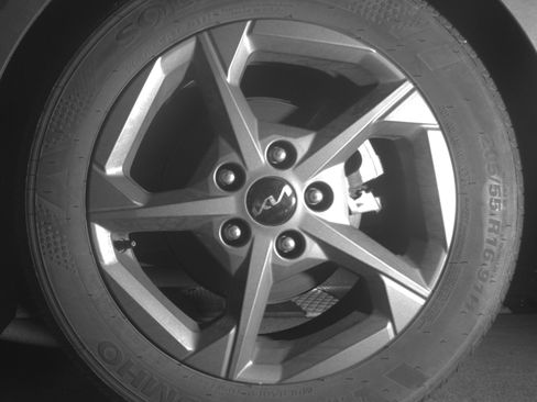 Used 2025 Kia K4 LXS image 14