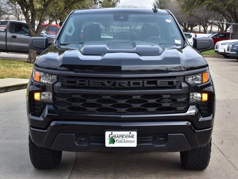 Used 2025 Chevrolet Silverado 1500 Custom Trail Boss w/ Midnight Edition image 3