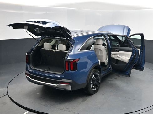 New 2026 Kia Sorento S image 29