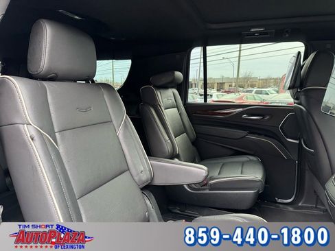 Used 2021 Cadillac Escalade ESV Premium Luxury AWD/4WD image 47