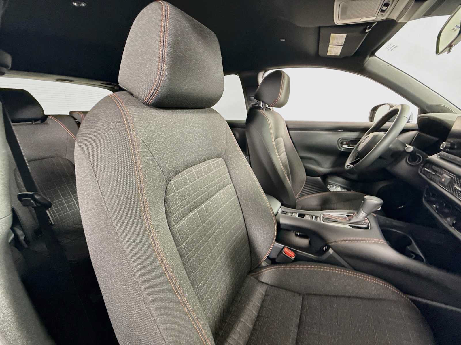Used 2023 Honda HR-V Sport image 33