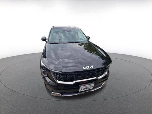 Used 2024 Kia Sorento S FWD image 3