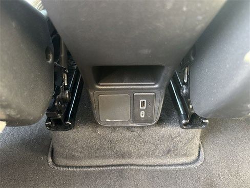 Used 2022 Buick Encore GX Select image 25
