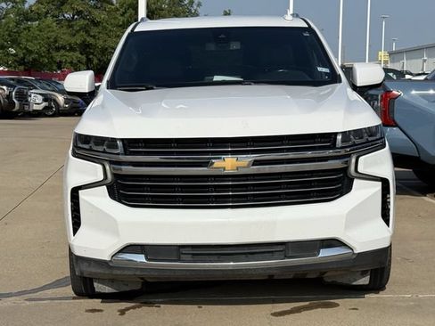 Used 2021 Chevrolet Suburban LT RWD image 7