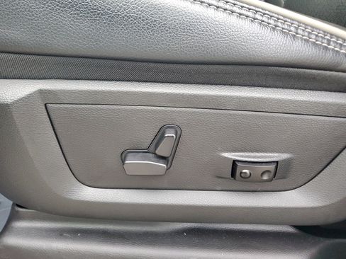 Used 2024 RAM 2500 Laramie image 21