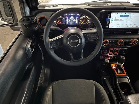 Used 2024 Jeep Wrangler Willys image 18