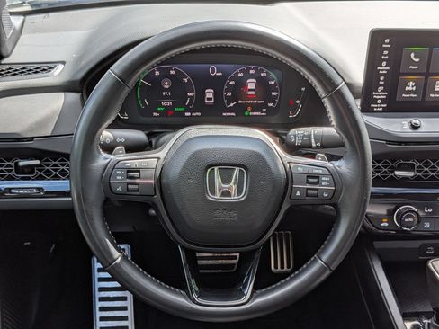 Used 2023 Honda Accord Sport image 30